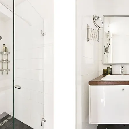 Mega Apartment I City Centre I King Beds Διαμέρισμα *